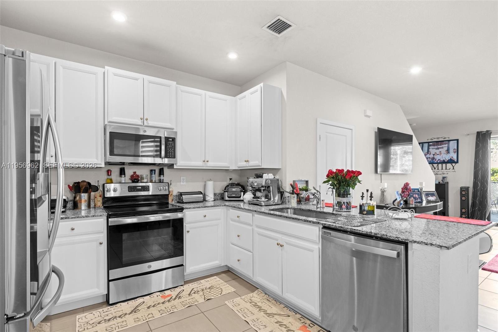 10933 Southwest 232nd Terrace Homestead, FL 33032 - Photo 11 of 34
