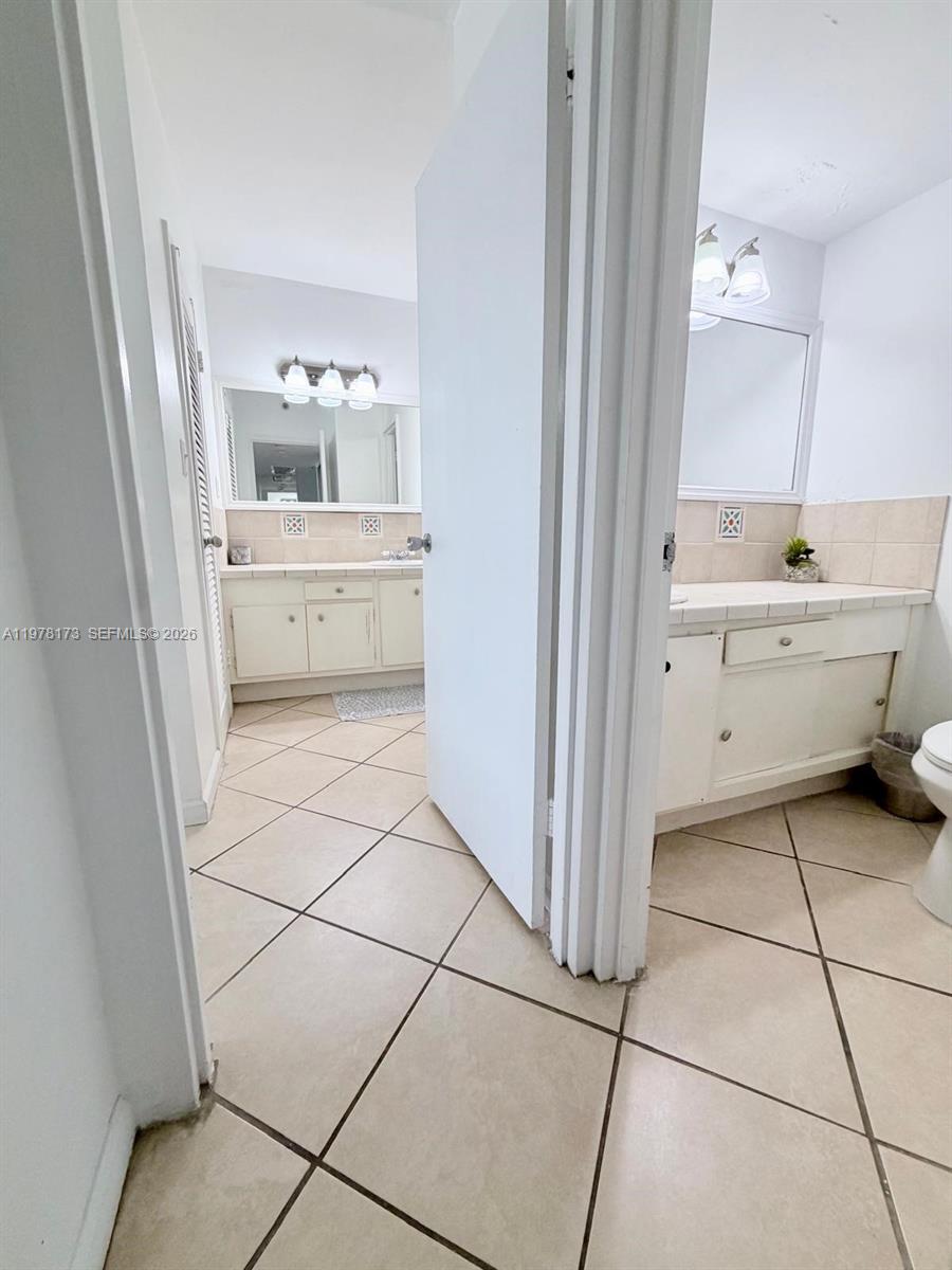 100 Lincoln Road, Unit 441 Miami Beach, FL 33139 - Photo 10 of 16