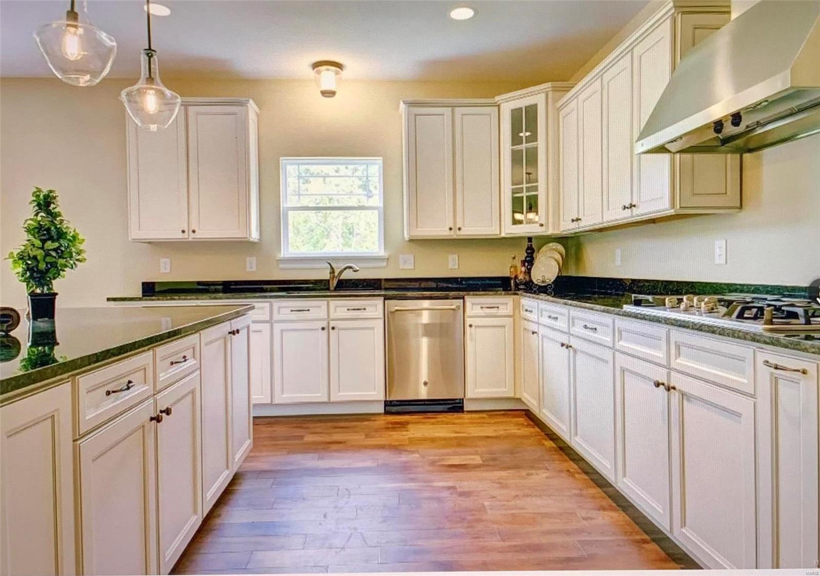 1132 Weidman Road Chesterfield, MO 63017 - Photo 14 of 34