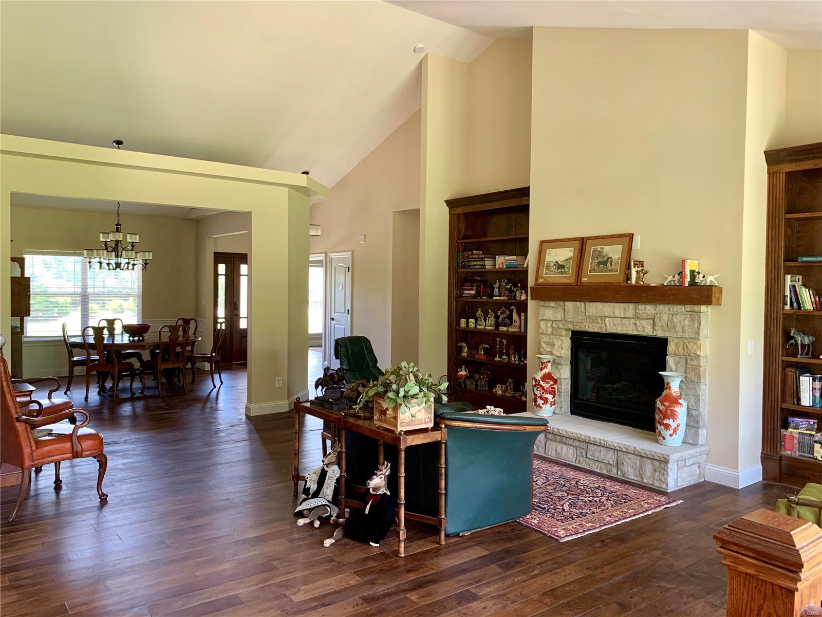 1132 Weidman Road Chesterfield, MO 63017 - Photo 9 of 34