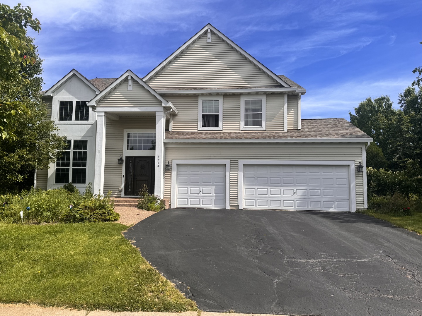 1792 Prairie Ridge Circle Lindenhurst, IL 60046 - Photo 1 of 16 Gallery Image 1
