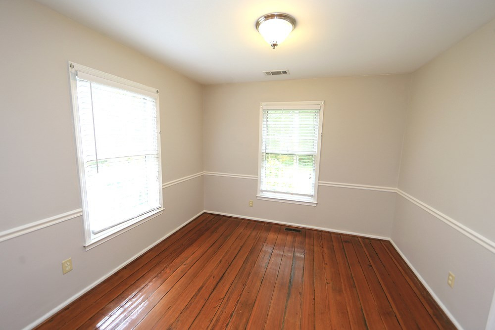 7609 Elliot Drive Raleigh, NC 27613 - Photo 12 of 13 Dining Room