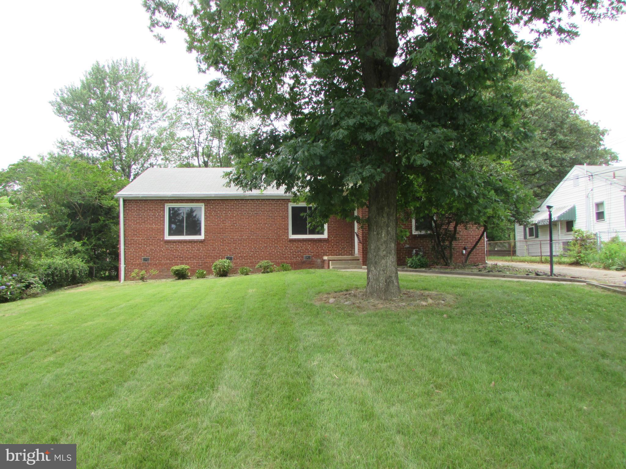 8702 Edmonston Road Berwyn Heights, MD 20740 - Photo 1 of 12 Exterior (Front)