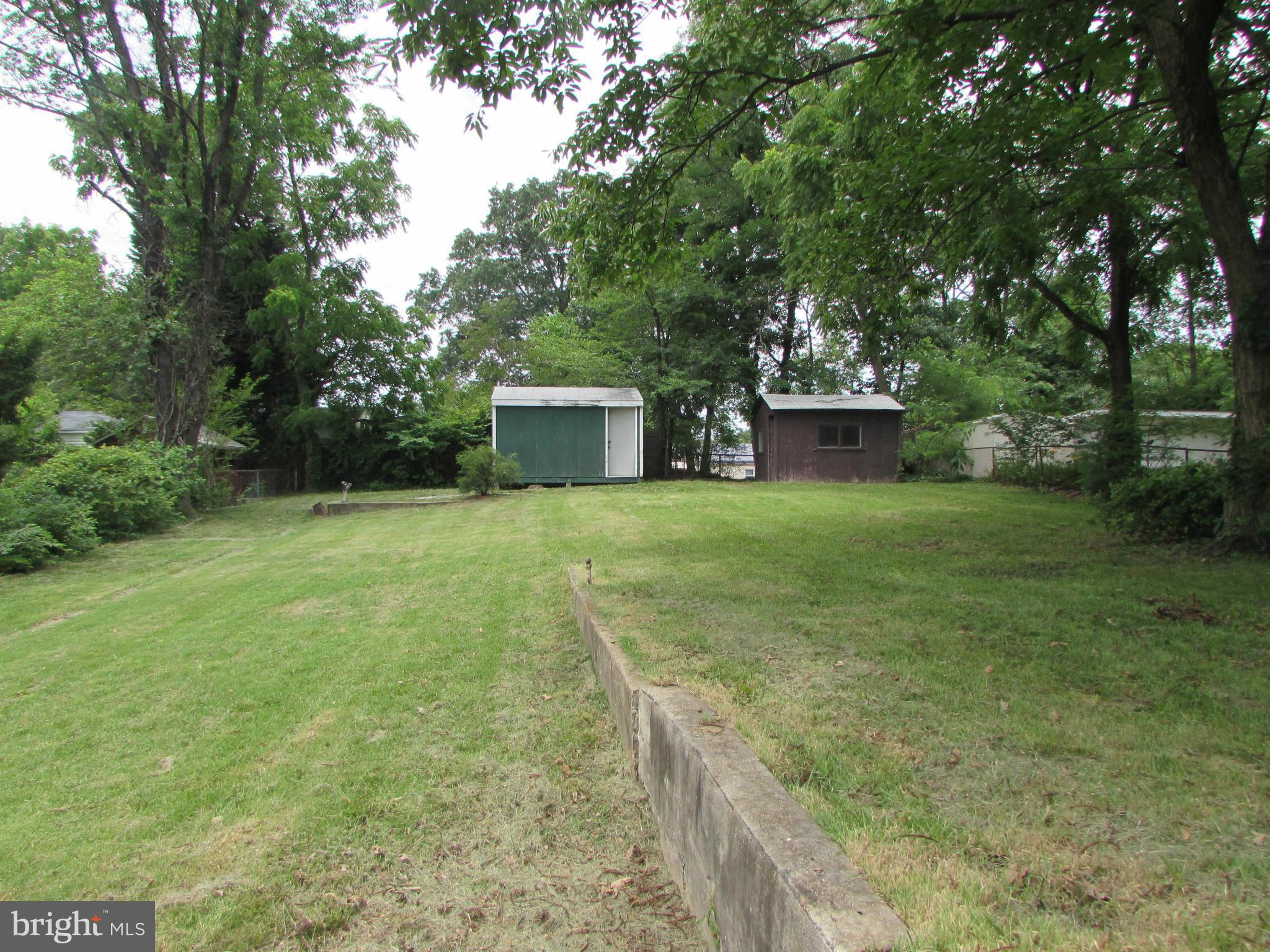 8702 Edmonston Road Berwyn Heights, MD 20740 - Photo 11 of 12 Exterior (Rear)