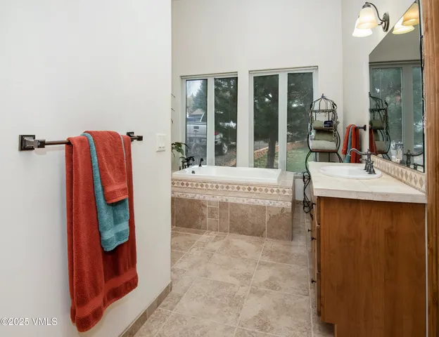 $1,269,000 | 510 Park View Lane, Gypsum, CO 81637