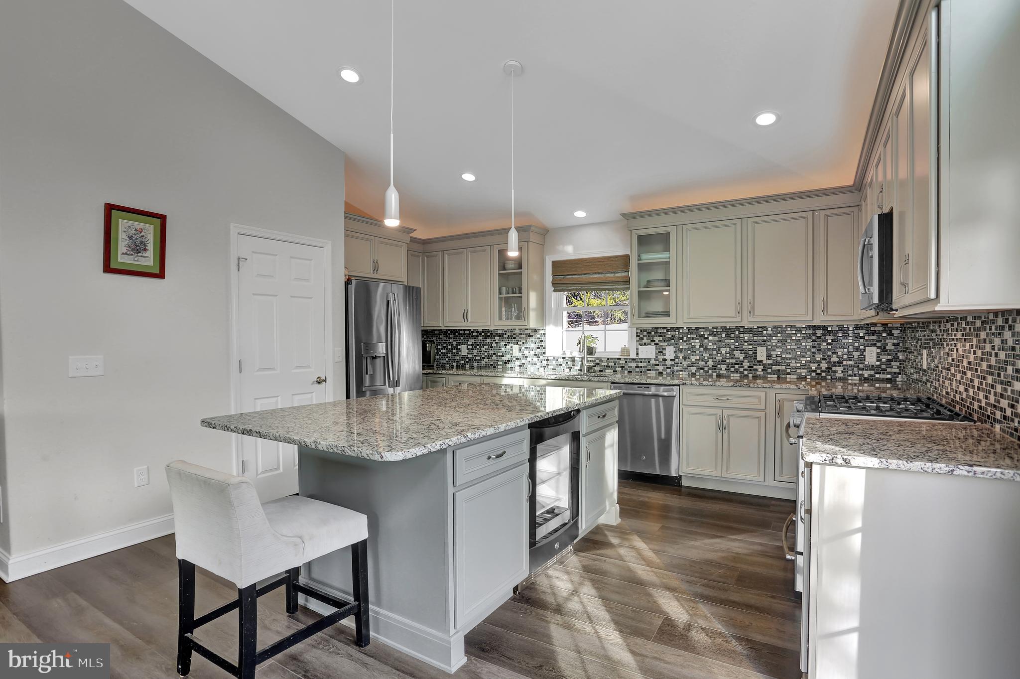 720 Valley Road York, PA 17403 - Photo 11 of 55 Kitchen - level 1