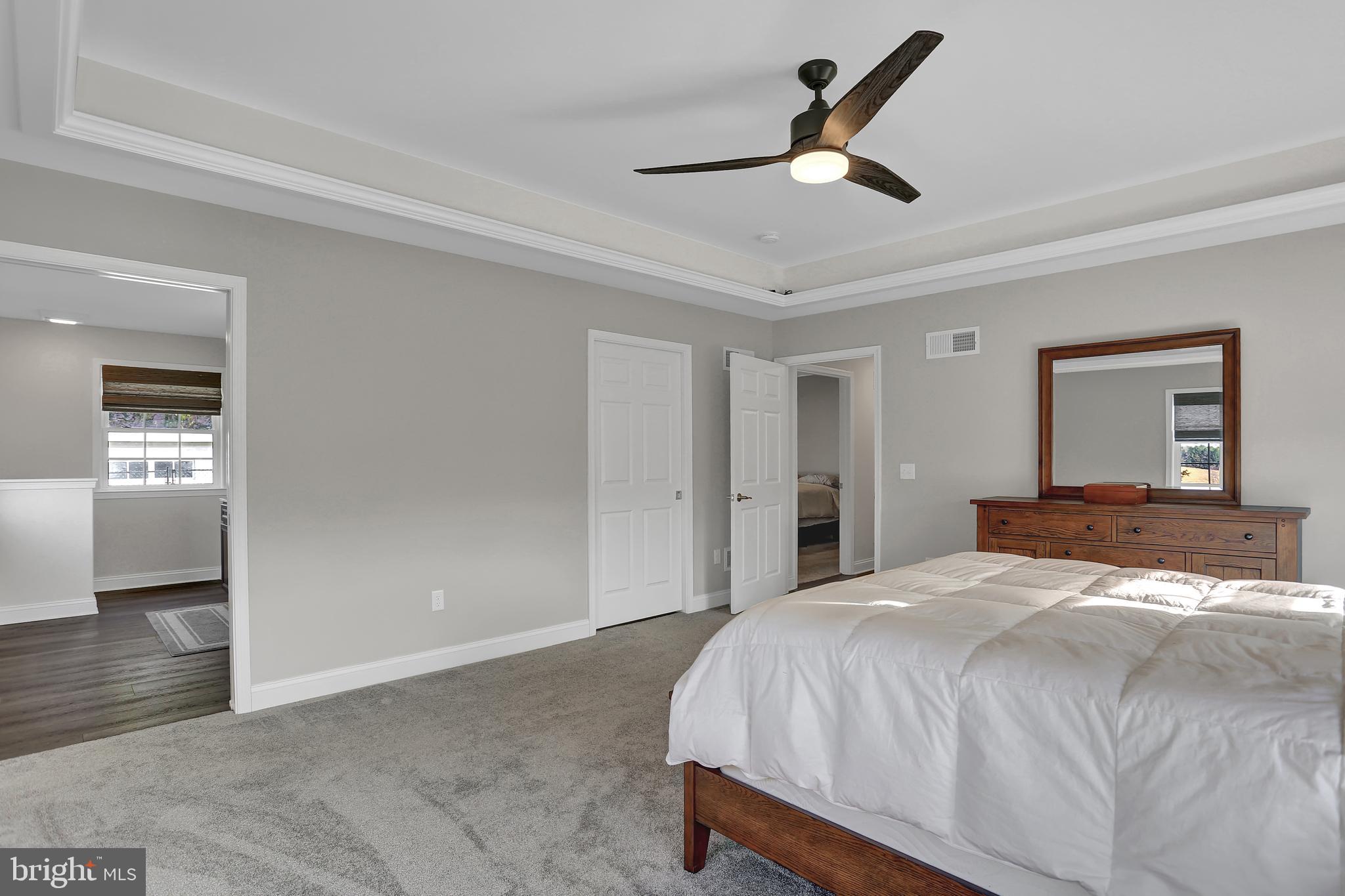 720 Valley Road York, PA 17403 - Photo 18 of 55 MBR w/ WIC & full bath - level 1