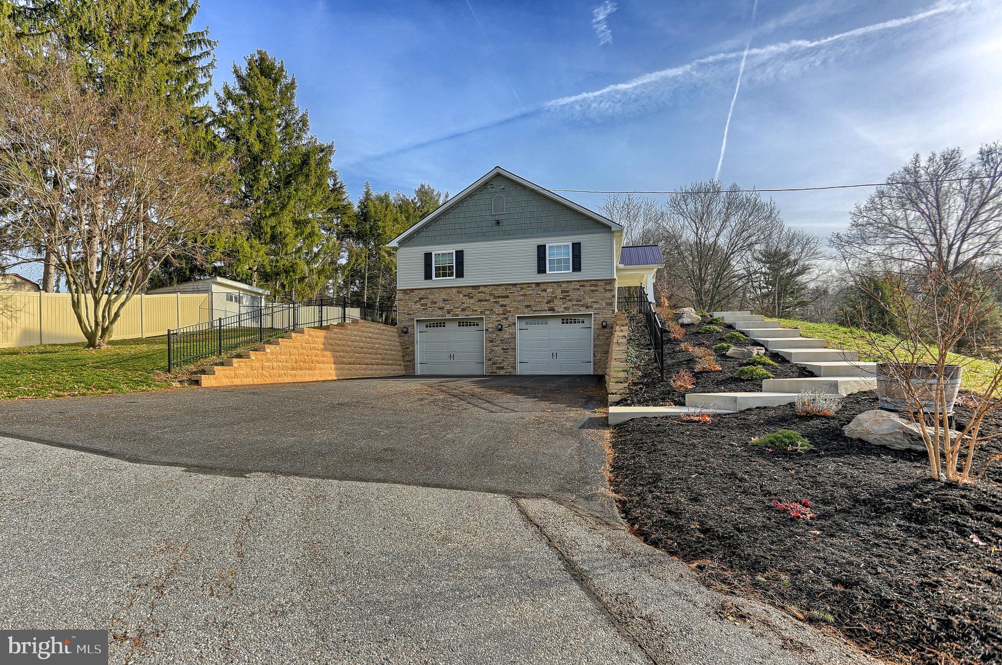 720 Valley Road York, PA 17403 - Photo 35 of 55 30x30 oversized garage w/ 9' ceilings