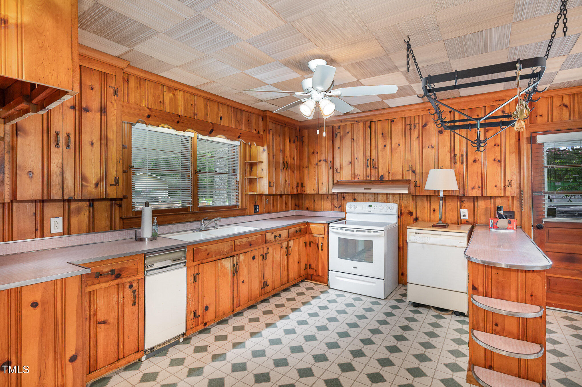 6716 Dwight Rowland Road Willow Spring, NC 27592 - Photo 7 of 24 Kitchen