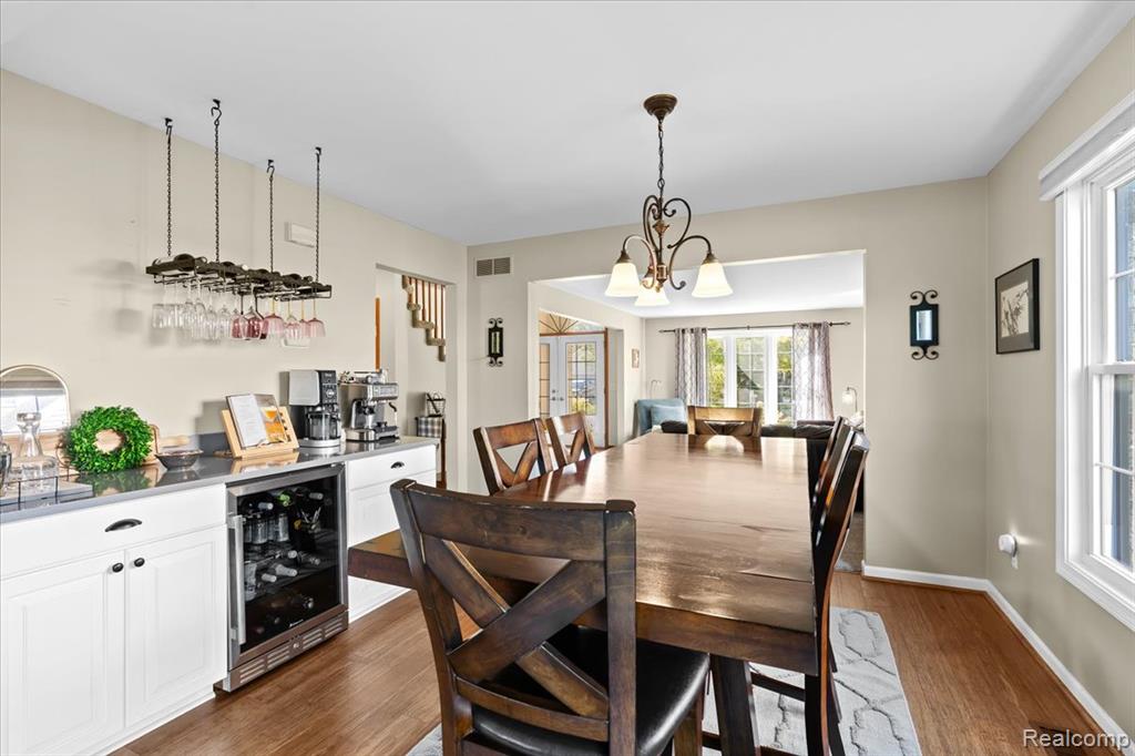 45030 Glengarry Road Canton, MI 48188 - Photo 3 of 28 Gallery Image 3