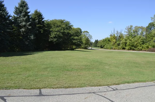 $2,000,000 | 119 V/l Island Hills, Centreville, MI 49032