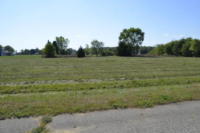 $2,000,000 | 119 V/l Island Hills, Centreville, MI 49032