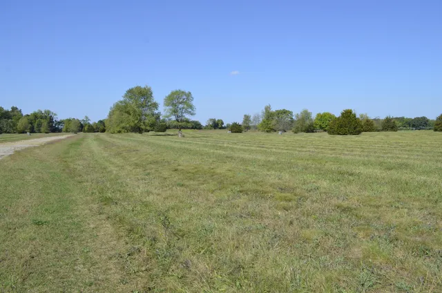 $2,000,000 | 119 V/l Island Hills, Centreville, MI 49032