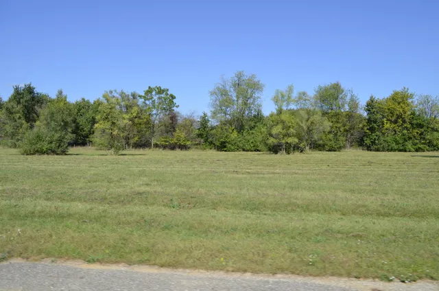 $2,000,000 | 119 V/l Island Hills, Centreville, MI 49032