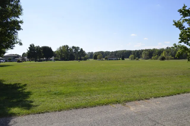 $2,000,000 | 119 V/l Island Hills, Centreville, MI 49032