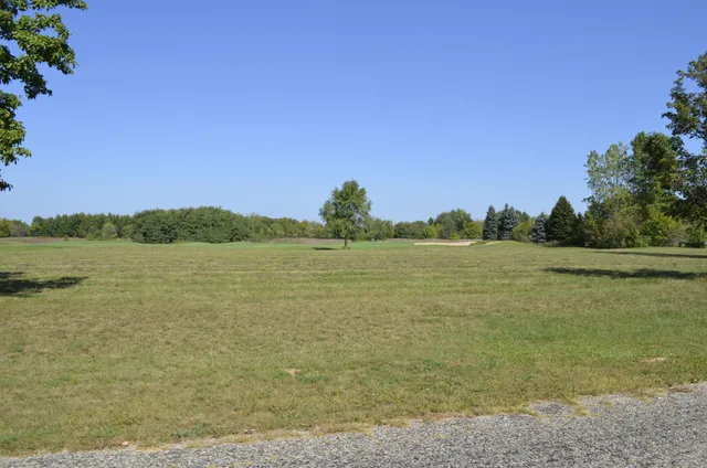 $2,000,000 | 119 V/l Island Hills, Centreville, MI 49032