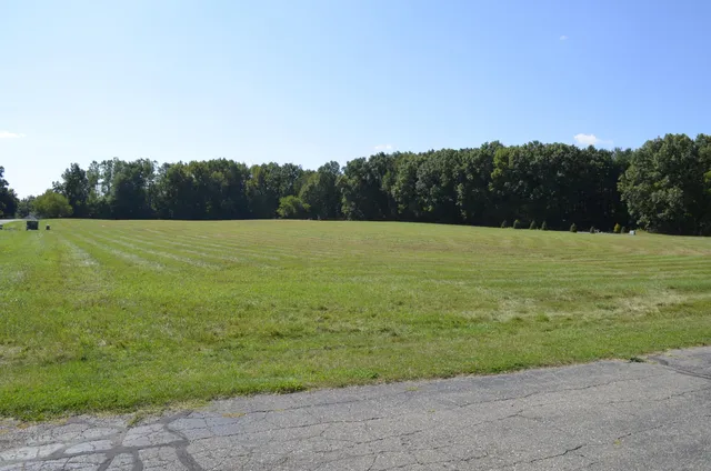 $2,000,000 | 119 V/l Island Hills, Centreville, MI 49032