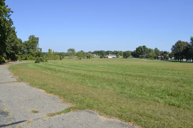 $2,000,000 | 119 V/l Island Hills, Centreville, MI 49032