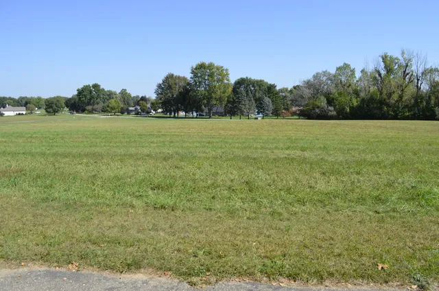 $2,000,000 | 119 V/l Island Hills, Centreville, MI 49032