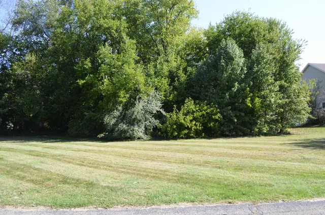 $2,000,000 | 119 V/l Island Hills, Centreville, MI 49032