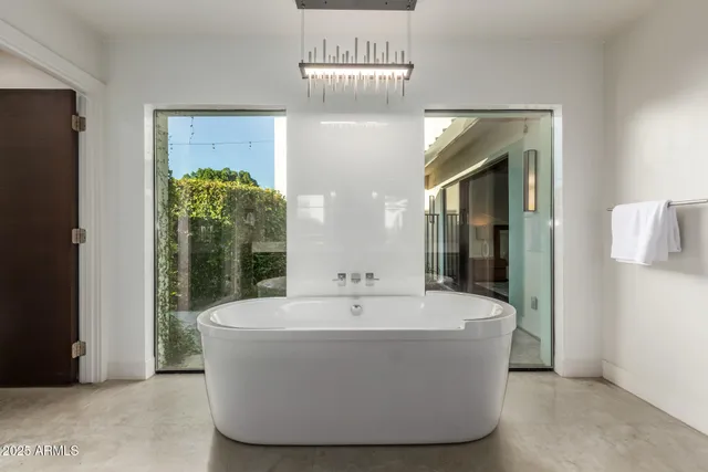 $25,000 | 6636 North 48th Street, Paradise Valley, AZ 85253