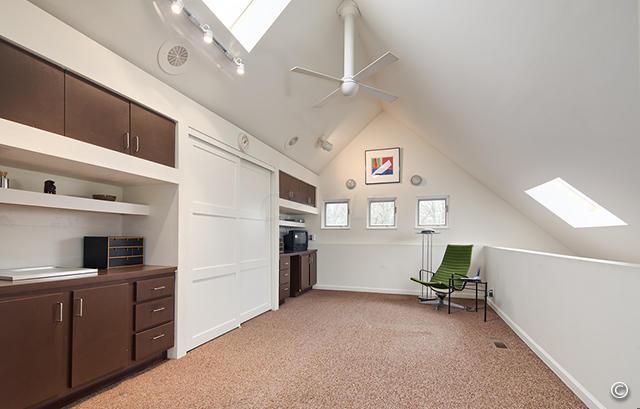 2476 Edgevale Road Columbus, OH 43221 - Photo 7 of 13