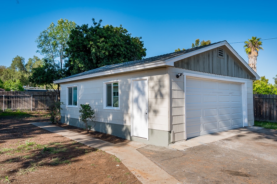 3429 Helix Street Spring Valley, CA 91977 - Photo 25 of 25 Gallery Image 25