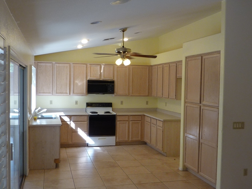 6341 East Roland Street Mesa, AZ 85215 - Photo 6 of 10 .