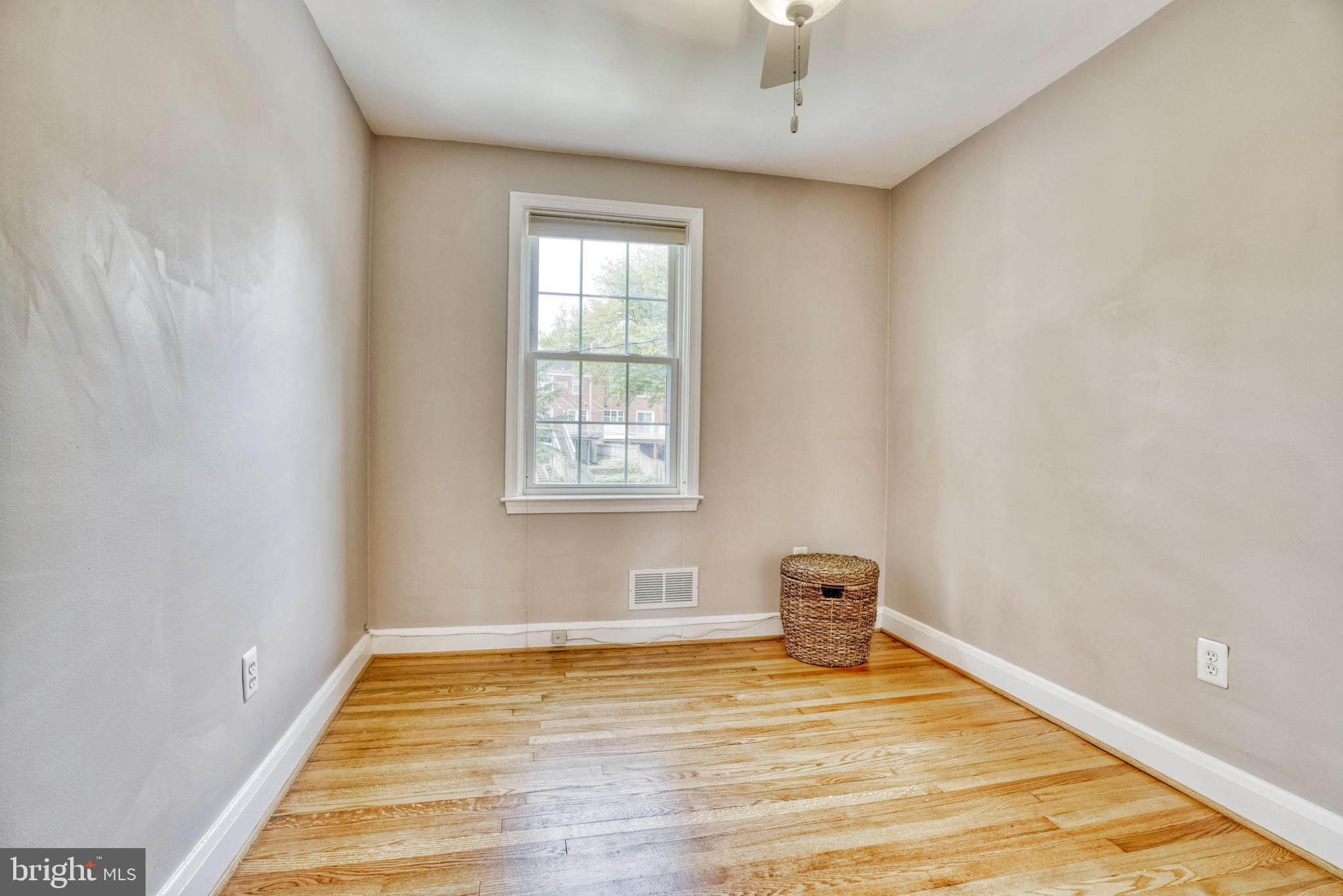 1570 Dellsway Road Baltimore, MD 21286 - Photo 17 of 24 Bedroom 3 could be home office