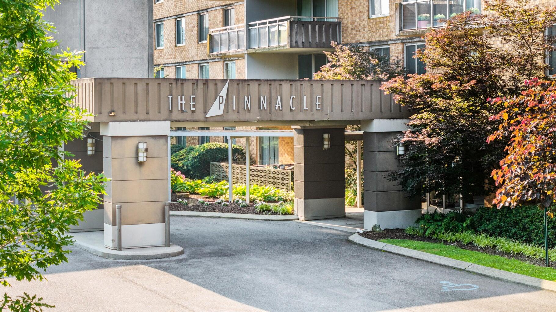 Pinnacle 4C Front Entrance