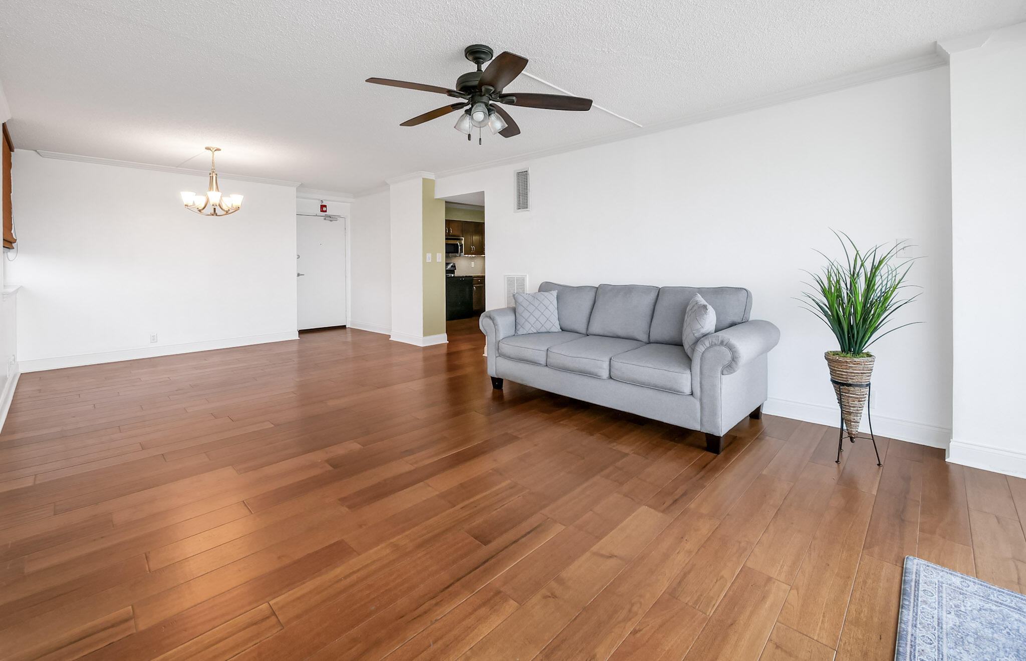 1131 Stringers Ridge Road, Unit 4C Chattanooga, TN 37405 - Photo 4 of 30 Pinnacle 4C Living