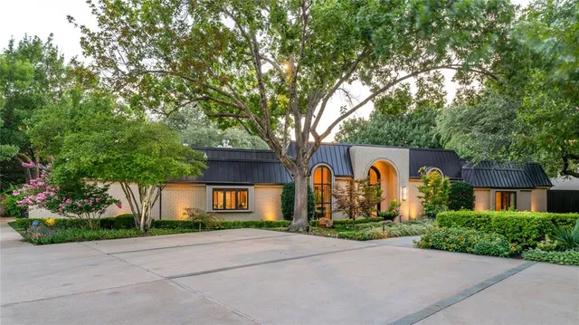 $4,395,000 | 10989 Crooked Creek Drive, Dallas, TX 75229