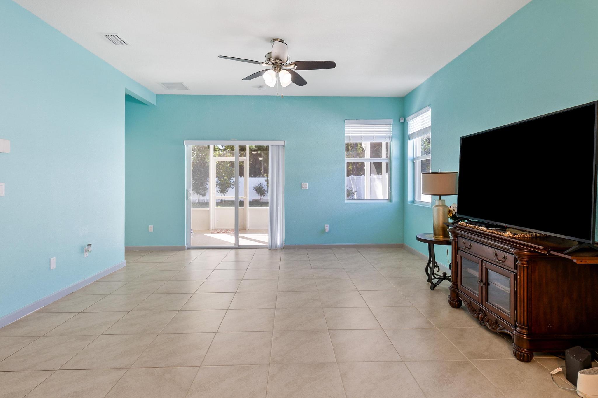 6806 Mitchell Street Jupiter, FL 33458 - Photo 11 of 24 CZ4A3416