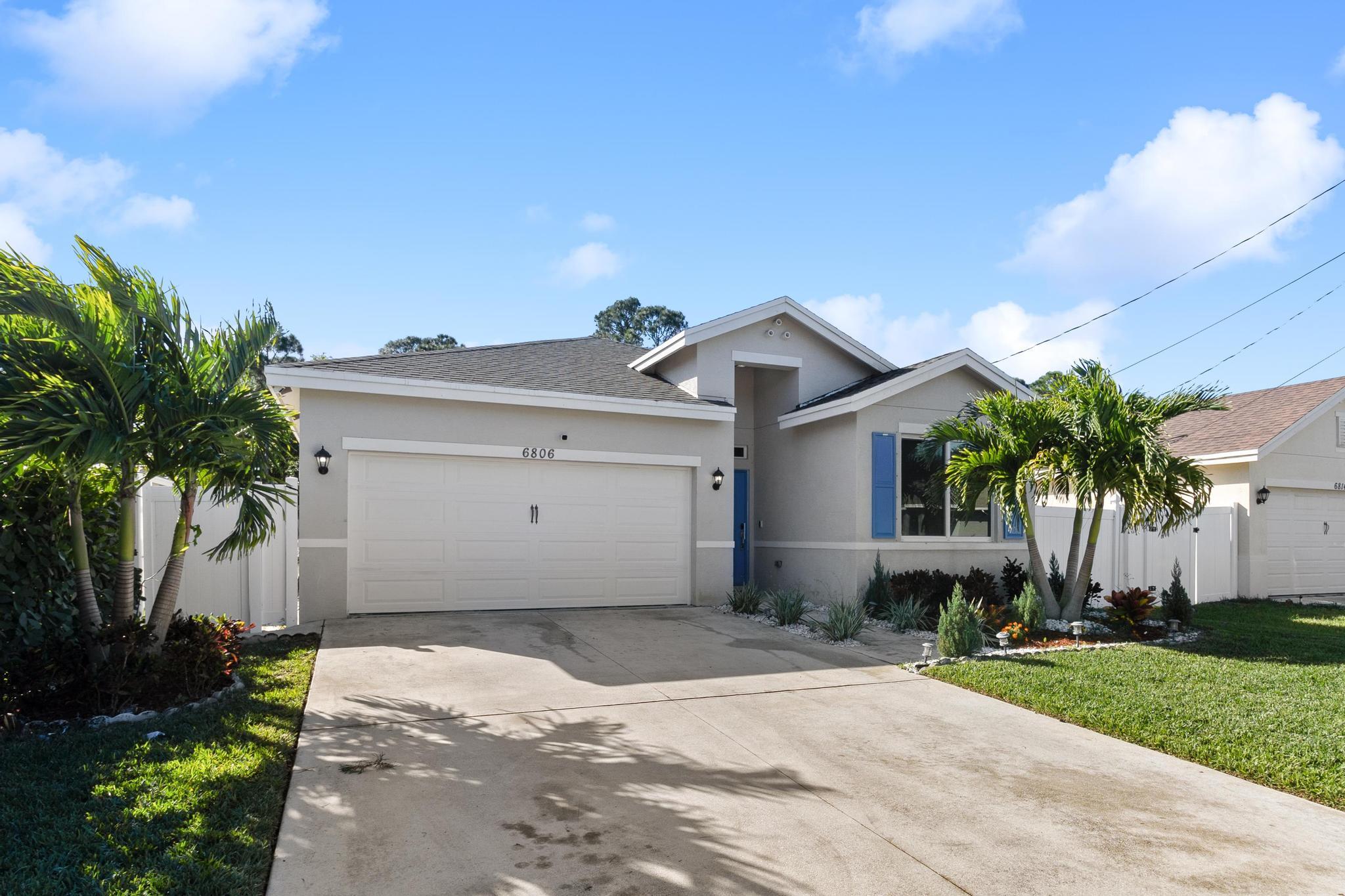 6806 Mitchell Street Jupiter, FL 33458 - Photo 3 of 24 CZ4A3433