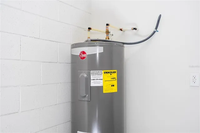 $339,900 | 14599 Southwest 48th Avenue, Ocala, FL 34473