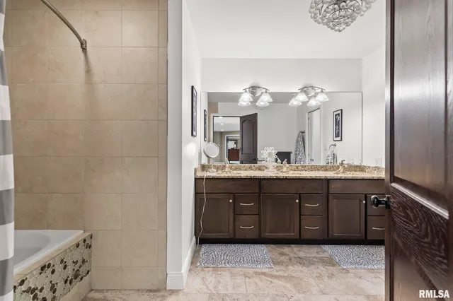 $740,000 | 6644 Reagan Drive, Cantrall, IL 62625