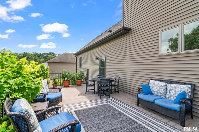 $740,000 | 6644 Reagan Drive, Cantrall, IL 62625