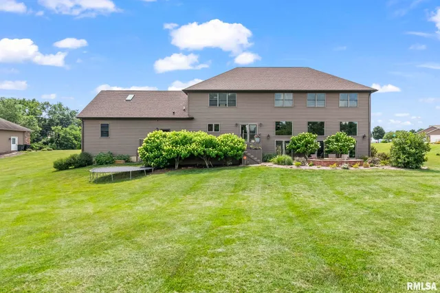 $740,000 | 6644 Reagan Drive, Cantrall, IL 62625
