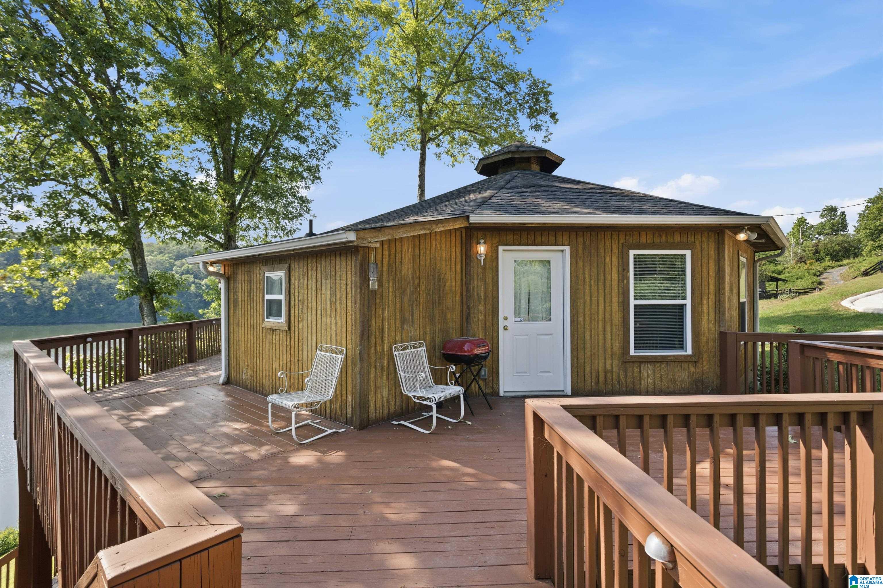 1595 Overlook Point Warrior, AL 35180 - Photo 4 of 41