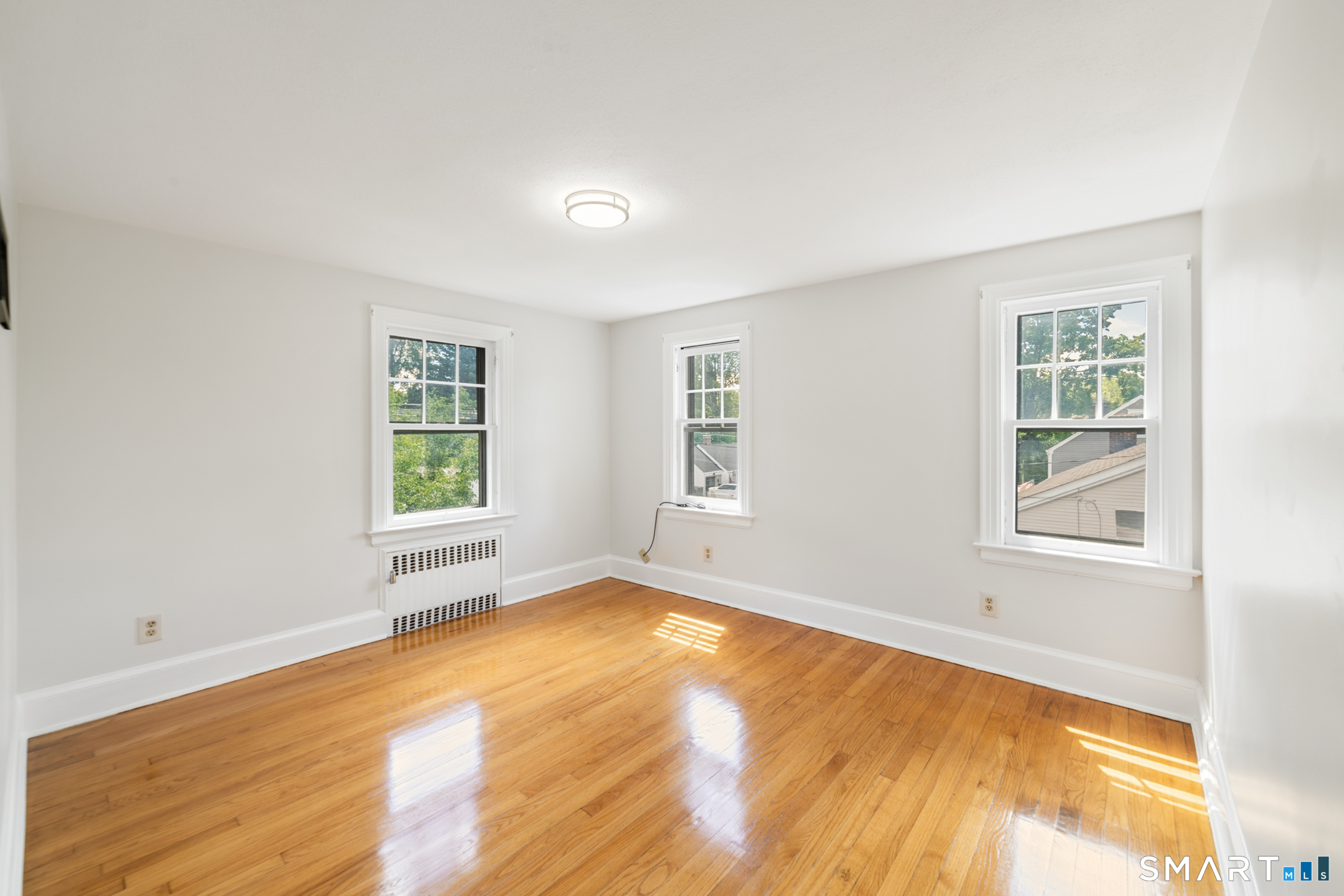 48 Lardner Road Bristol, CT 06010 - Photo 27 of 40