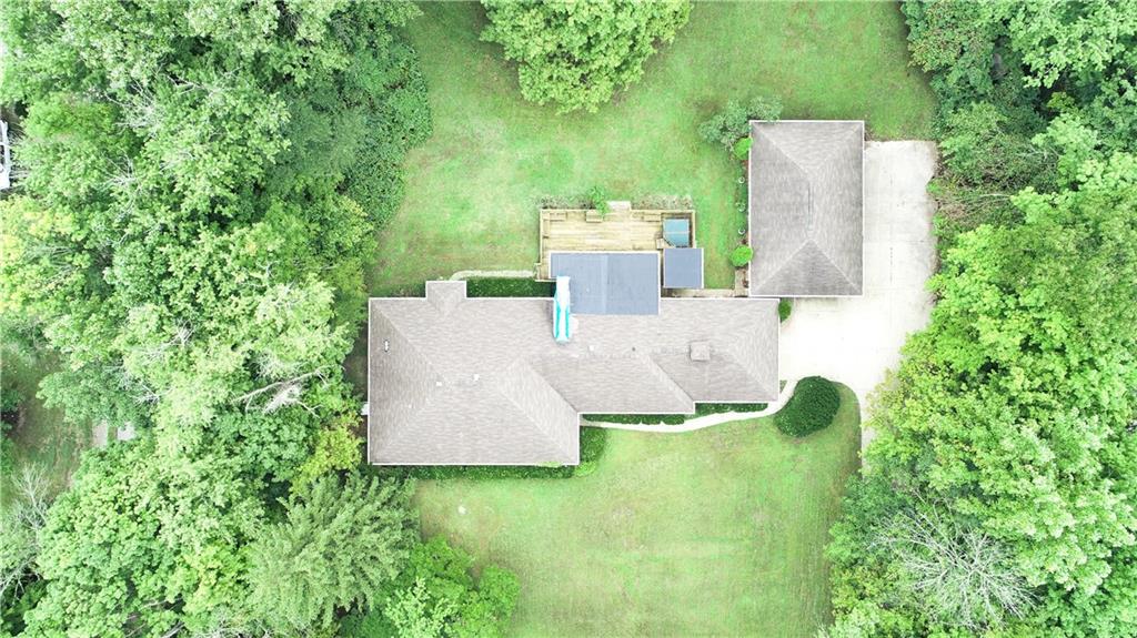 5855 Braewick Road Indianapolis, IN 46226 - Photo 2 of 40 Gallery Image 2