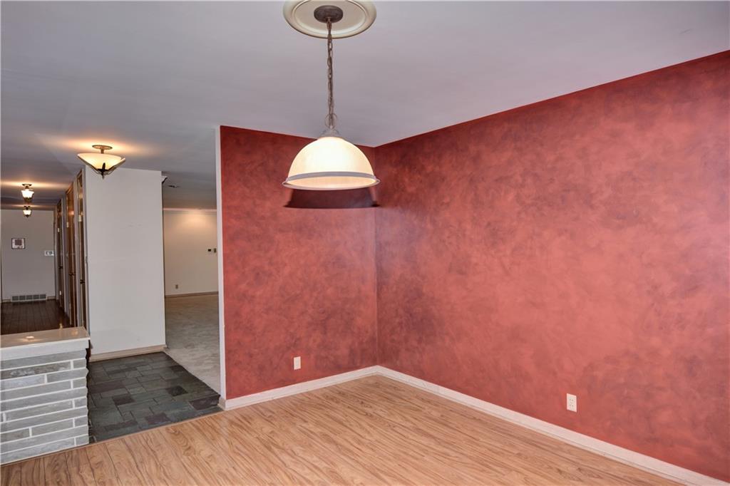 5855 Braewick Road Indianapolis, IN 46226 - Photo 15 of 40 Gallery Image 15