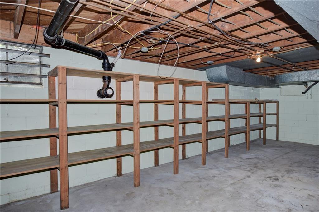 5855 Braewick Road Indianapolis, IN 46226 - Photo 28 of 40 Gallery Image 28