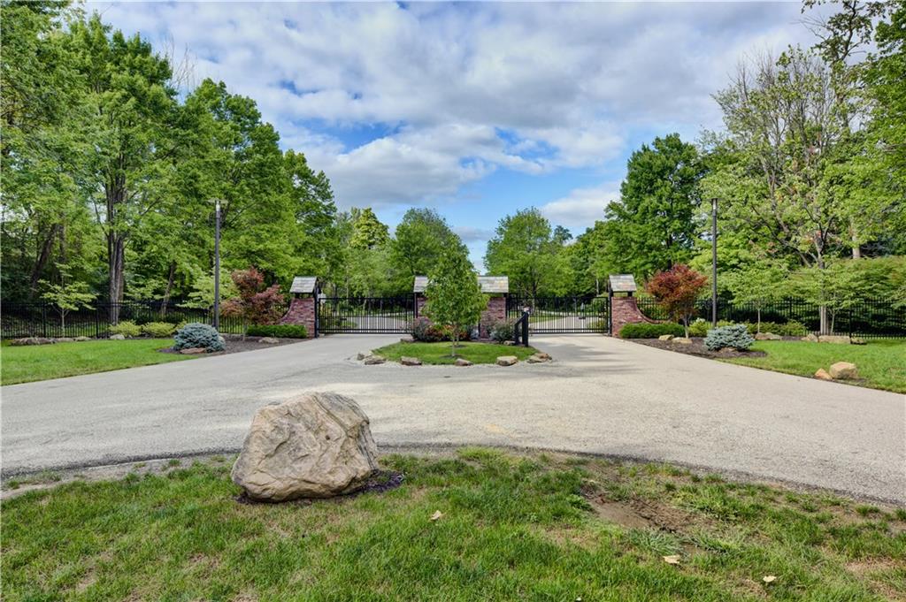 5855 Braewick Road Indianapolis, IN 46226 - Photo 39 of 40 Gallery Image 39