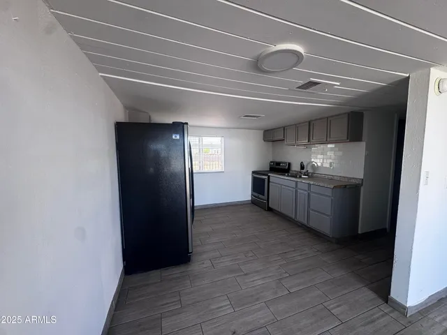 $1,900 | 115 East Mc85 Highway, Unit 4, Buckeye, AZ 85326