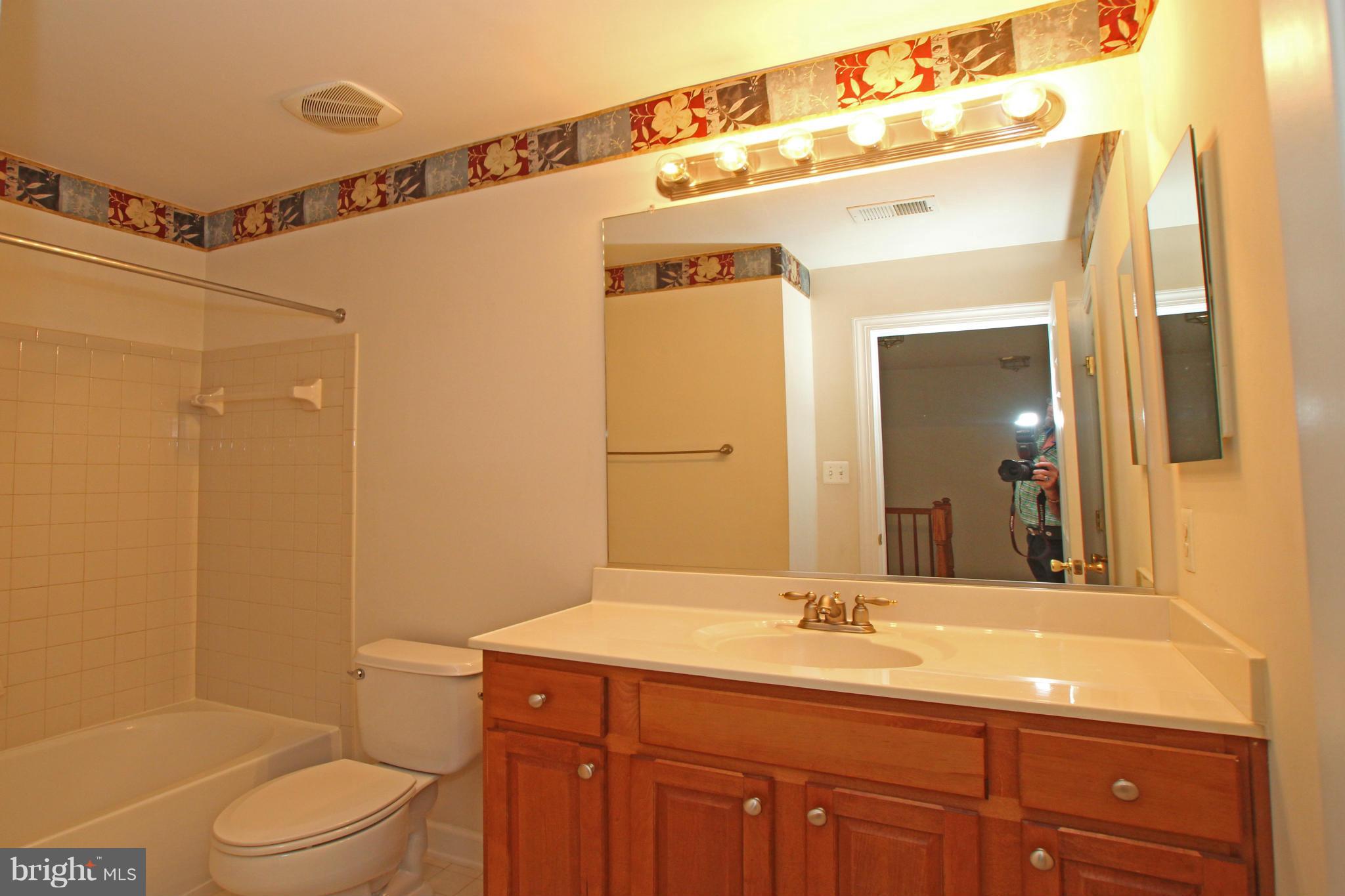 9193 Furey Road Lorton, VA 22079 - Photo 17 of 21 Bath