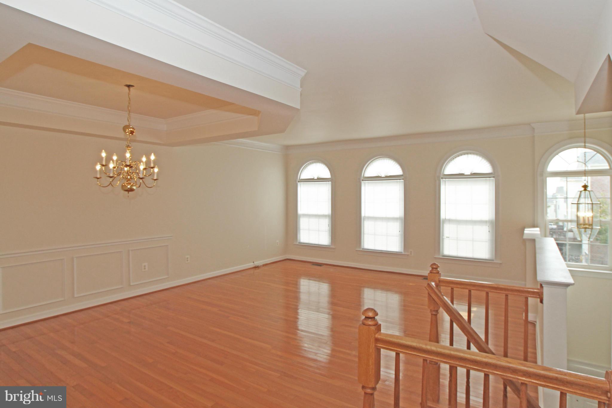 9193 Furey Road Lorton, VA 22079 - Photo 3 of 21 Living Room