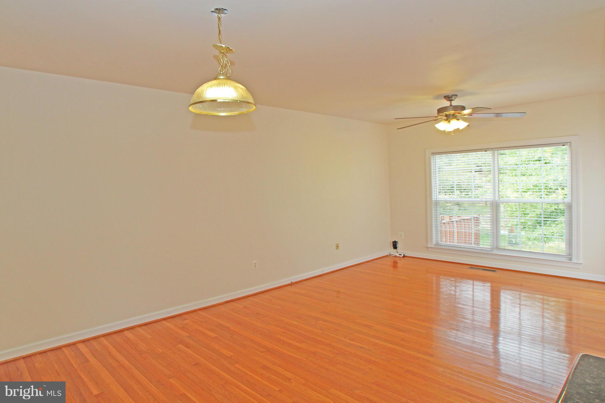 9193 Furey Road Lorton, VA 22079 - Photo 8 of 21 Family Room