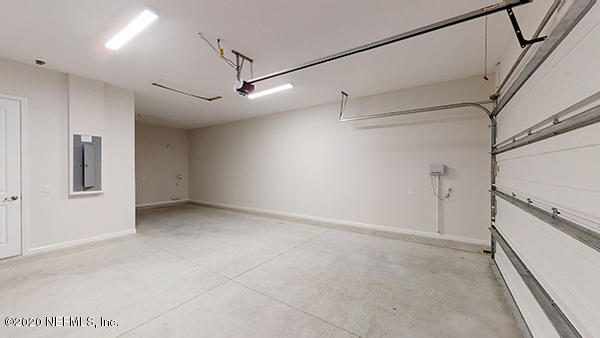 39 Briar Ridge Court Ponte Vedra, FL 32081 - Photo 17 of 21 18 Garage