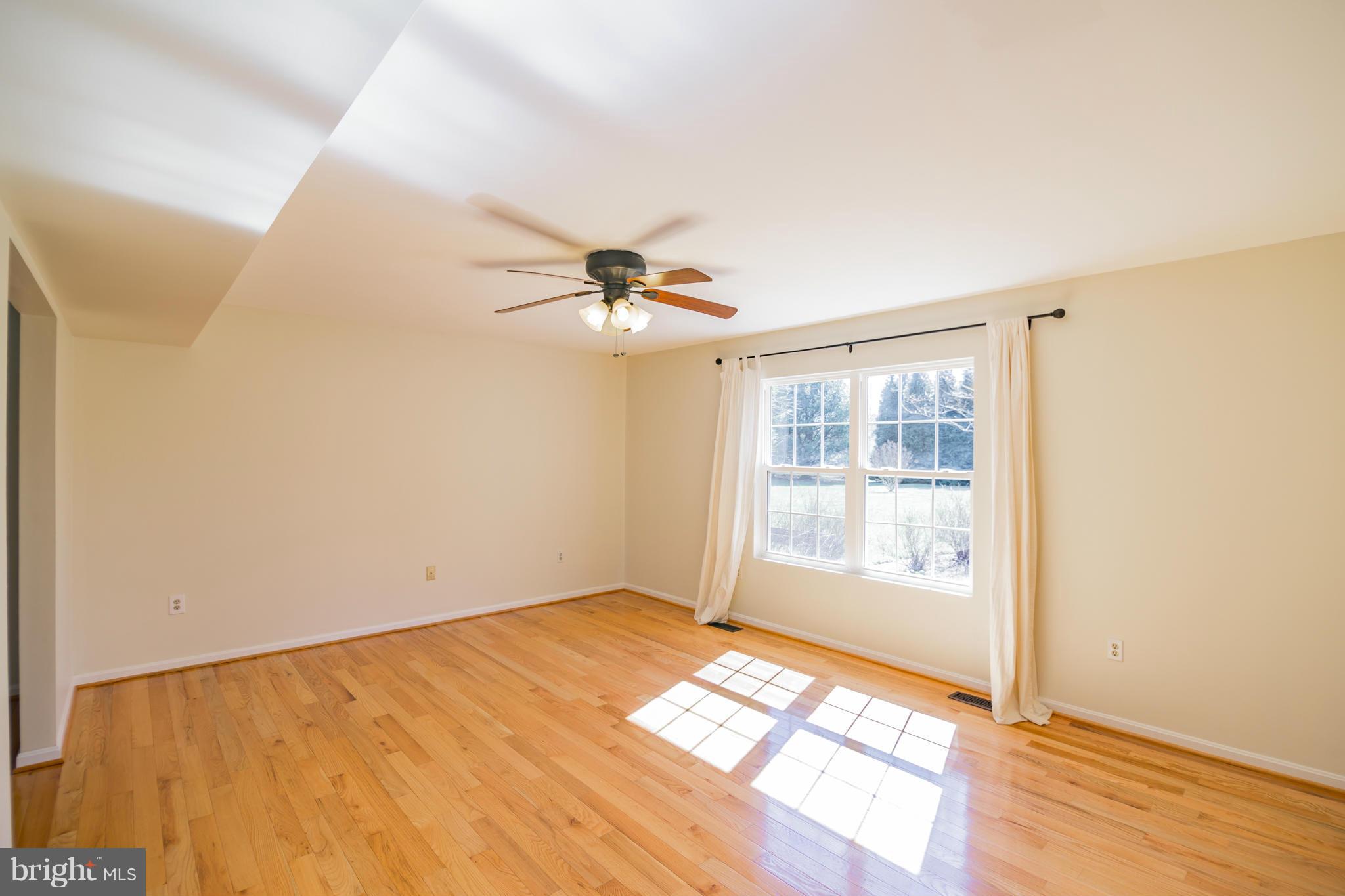 3160 Jones Road Dunkirk, MD 20754 - Photo 3 of 27 a view of an empty room and window